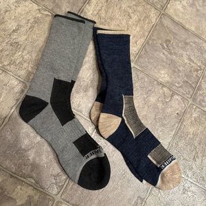 Eddie Bauer socks 2pair
